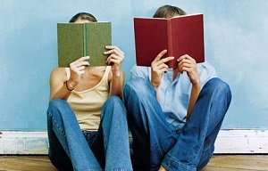 teenagers reading books